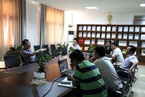 合肥工业大学苏建徽教授莅临得润电气参观考察