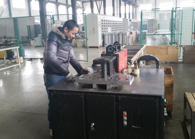 快盈lV入口500万，主营：高低压开关柜，高低压无功补偿柜，消弧消谐装置，自动化控制系统，综保、仪表等，全国统一客服热线：400-0551-777