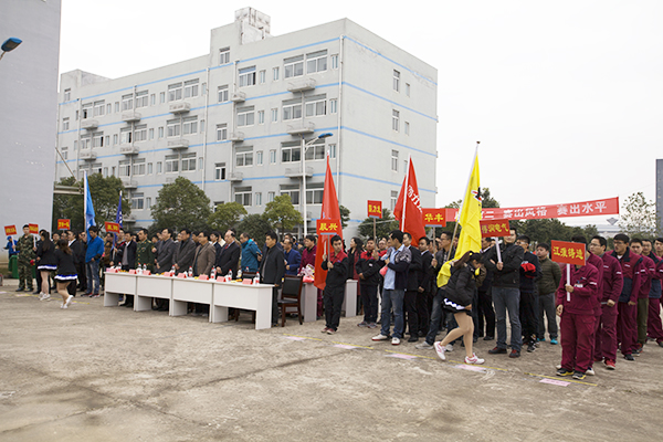 得润电气　电气成套设备厂家　咨询热线：4000551777