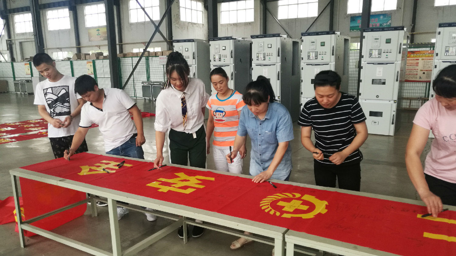 安徽得润电气 成套高低压开关柜厂家 报价 电话：400-0551-777 qq：3176885416