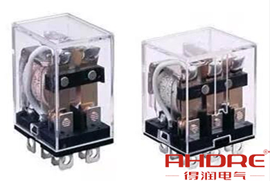 中间继电器.jpg