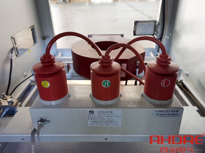 过电压保护器.jpg