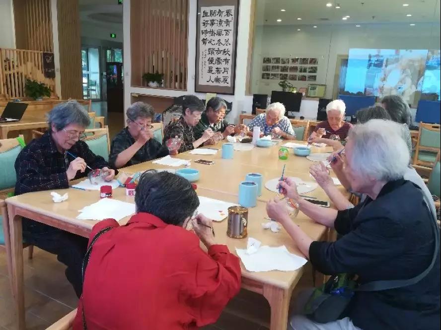 在重阳节来临之际