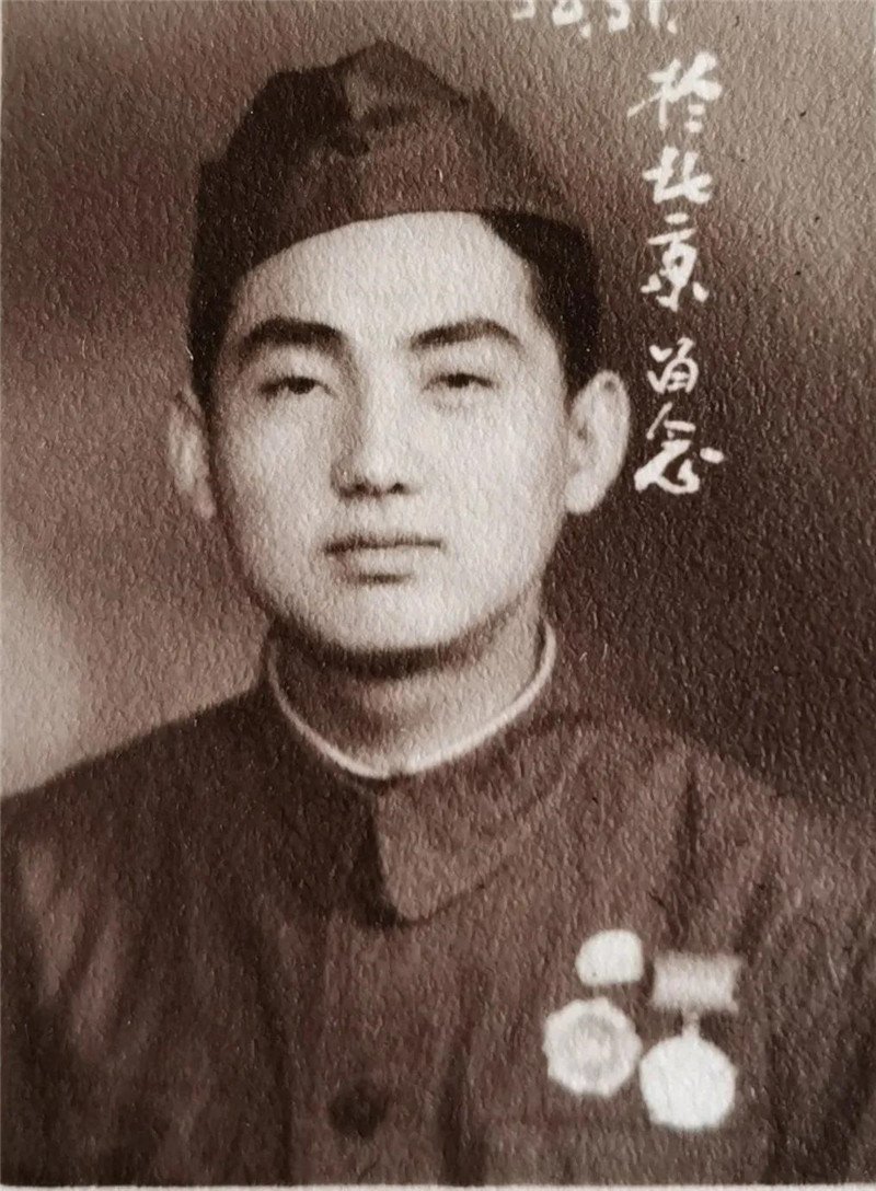 相关阅读与此同时那是激荡人心的军旅时