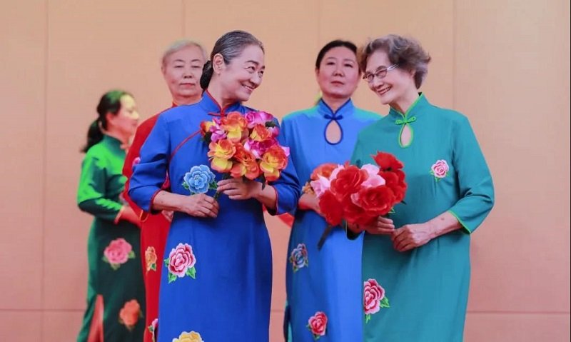 用艺术赞美生活