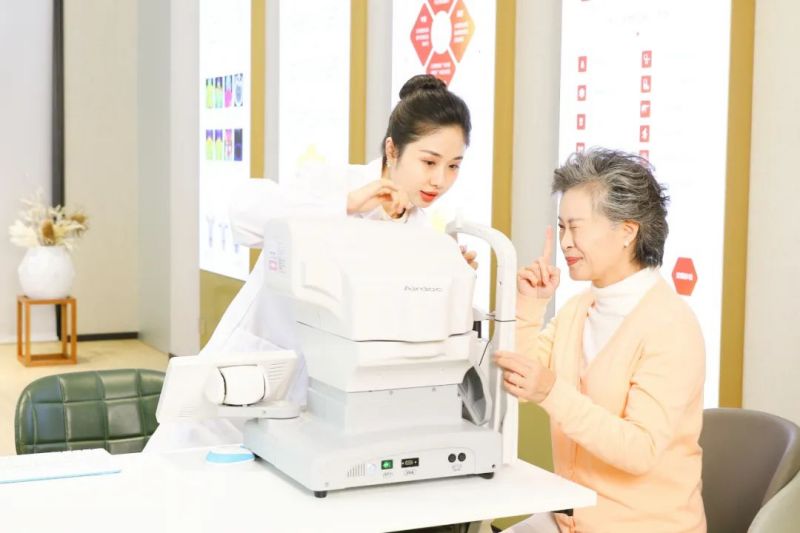 在自己家中 享受专业康养服务
