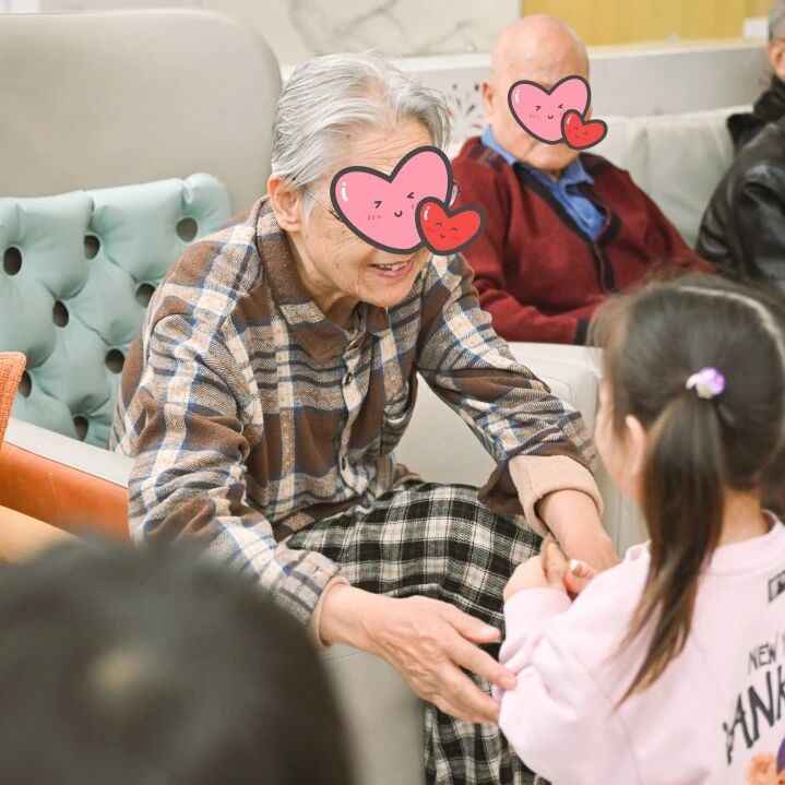 共同刻画了一段家园正式运营以来的重阳